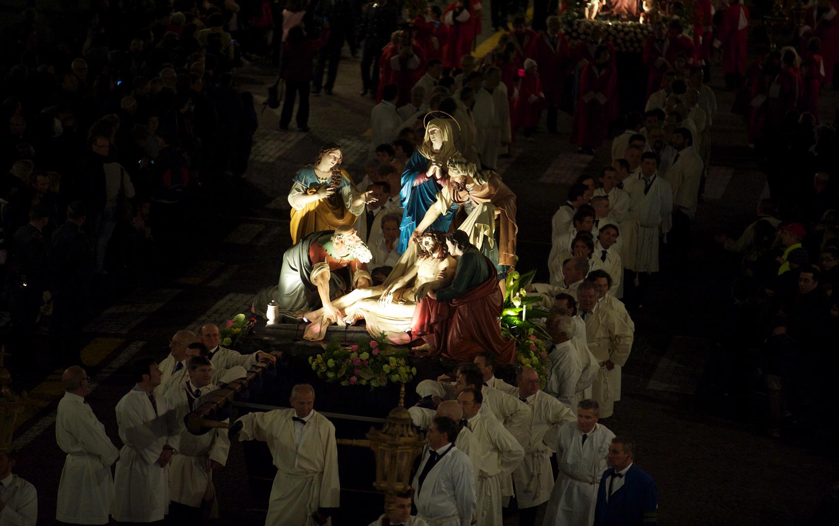 Confraternita di S Domenico Cristo Risorto Processione del Venerdì